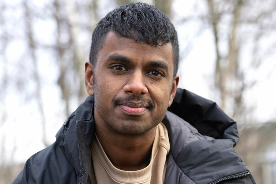 Loui Sand, föreläsare om identitet och mod.
